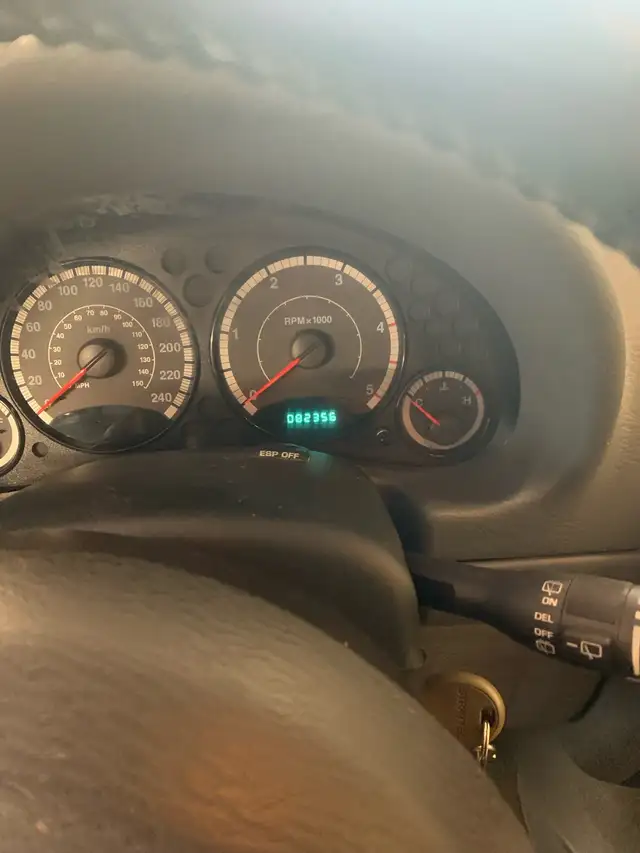 2006 jeep liberty 4x4 diesel (crd) - Photo 2