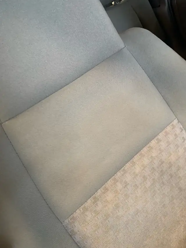 2006 jeep liberty 4x4 diesel (crd) - Photo 7