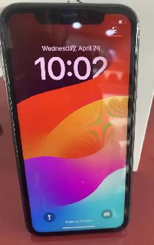 unlocked iphone xs(64GB) for $249 with 1 year of warranty!!