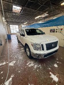 2019 Nissan Titan prox4