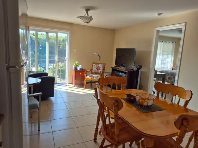 1 bed 1 bath beautiful apartment. May, Clean and quiet building - Photo 9