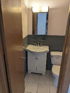 Downtown. One Bedroom Apt. All incl. utils. $1,125 - Photo 4
