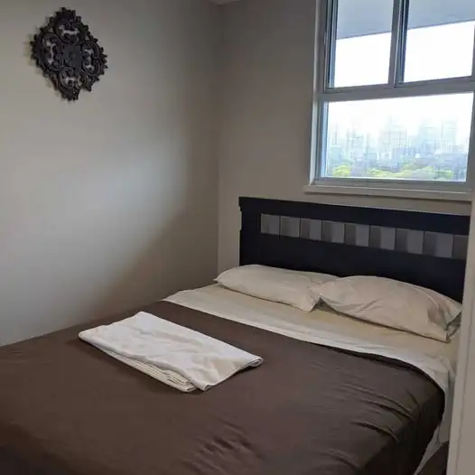 Furnished one-bdr apt, Gerard & River, TTC 505 & 506, May intake - Photo 5