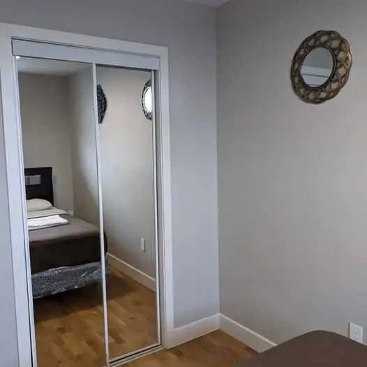 Furnished one-bdr apt, Gerard & River, TTC 505 & 506, May intake - Photo 6