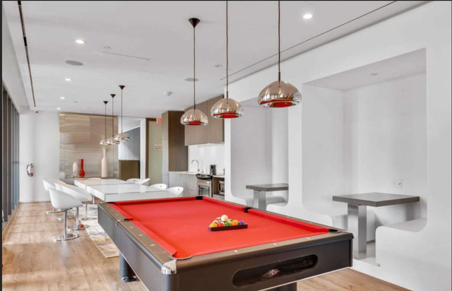 Furnished DT Master Bedroom for Rent (Dundas & Yonge) - Photo 8