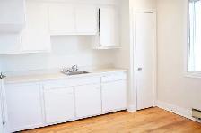 5117-16e Avenue - Photo 6