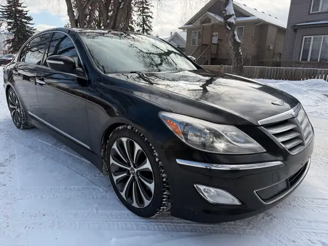 2012 Hyundai Genesis R-Spec V8 — Black on Black