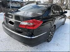 2012 Hyundai Genesis R-Spec V8 — Black on Black - Photo 7