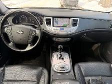 2012 Hyundai Genesis R-Spec V8 — Black on Black - Photo 8