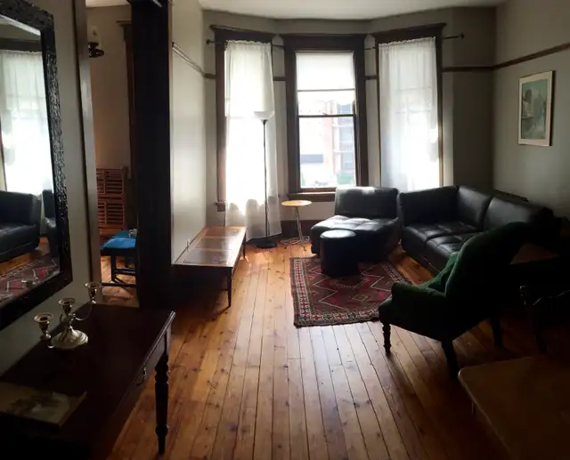 Downtown 2 Bedroom Apartment (heat/water incl) - Photo 7