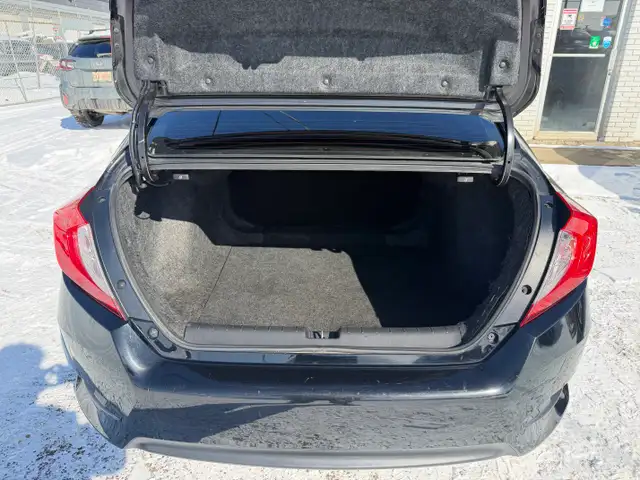 2018 Honda Civic Sedan| Clean Carfax | Reliable Car | - Photo 22