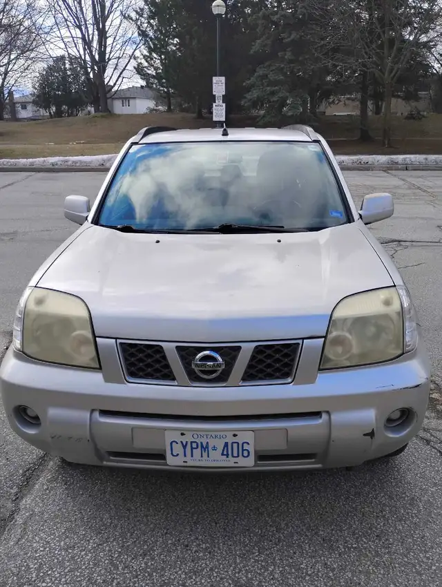 Nissan SUV - Photo 2