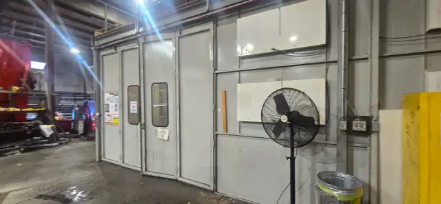 Chambre de peinture industrielle - Photo 2