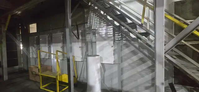 Chambre de peinture industrielle - Photo 8