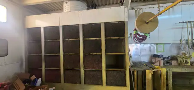 Chambre de peinture industrielle - Photo 10