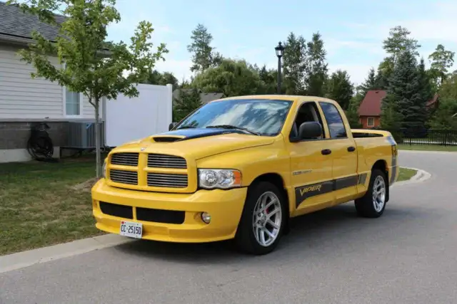 2005 Dodge ram srt10