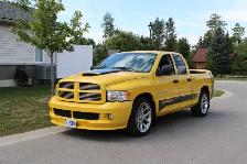 2005 Dodge ram srt10