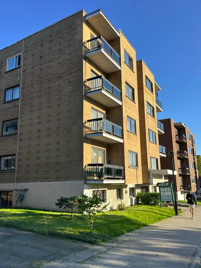 Nice renovated 2 bedroom 41/2 for rent all including near Metro