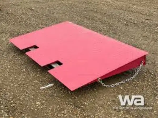 CR08F Container Ramp – Heavy-Duty, Safe, and Easy to Use - Photo 3