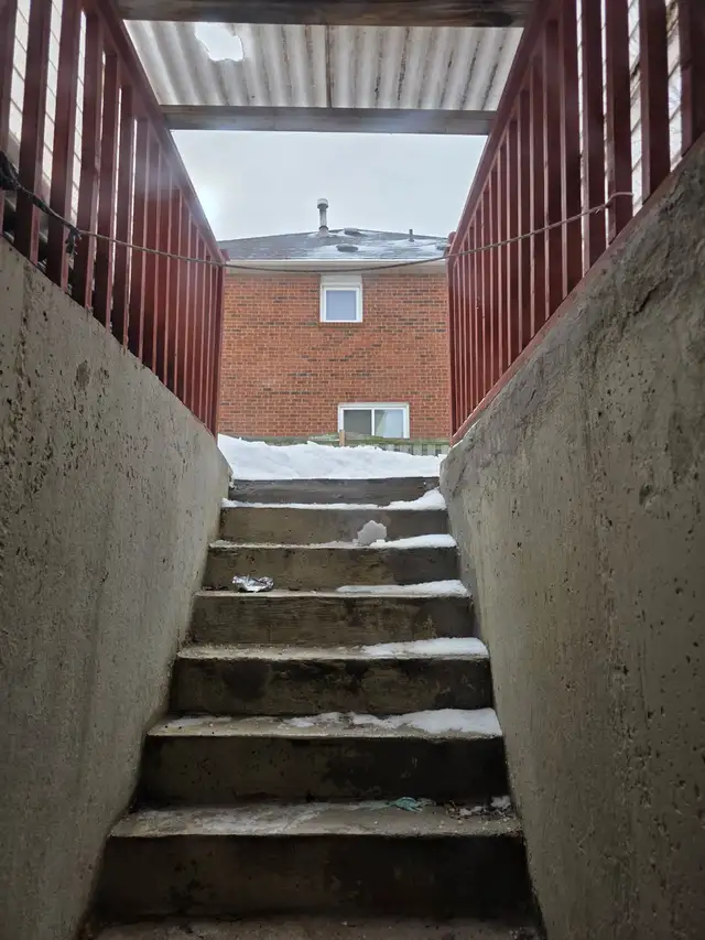 Basement Apatment for rent - Photo 3