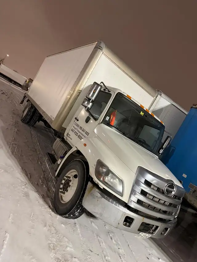 LEASE TAKEOVER – 2019 Hino 338 – $2,201/mon – 30 Months Left