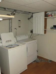 77 Elm Street - Sublet from May 1  - August 28 - $700/m   utils - Photo 3