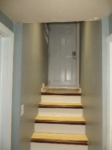 77 Elm Street - Sublet from May 1  - August 28 - $700/m   utils - Photo 10