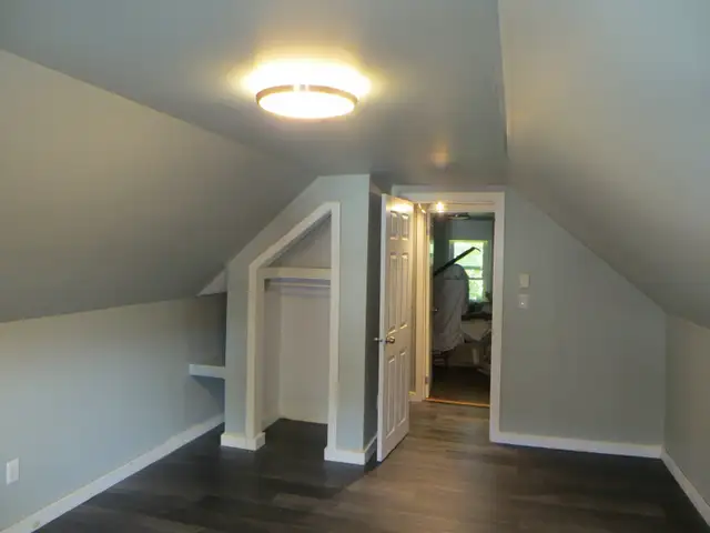 77 Elm Street - Sublet from May 1  - August 28 - $700/m   utils - Photo 19