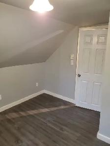 77 Elm Street - Sublet from May 1  - August 28 - $700/m   utils - Photo 24