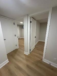 Newly Renovated 2 Bedroom in Roncesvalles/High Park - Photo 8