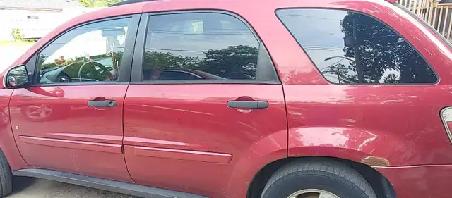 2006 Chevy Equinox - Photo 3