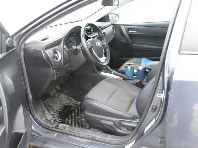 2017 Toyota Corolla 4DR SDN CVT SE - Photo 6