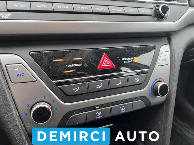 2017 Hyundai Elantra GLCar PlayCAMERA DE RECULANGLE MORT - Photo 17