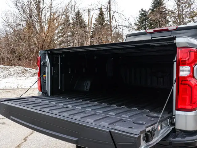 2025 Chevrolet Silverado 1500 LT Trail Boss- Heated Seats - Photo 13