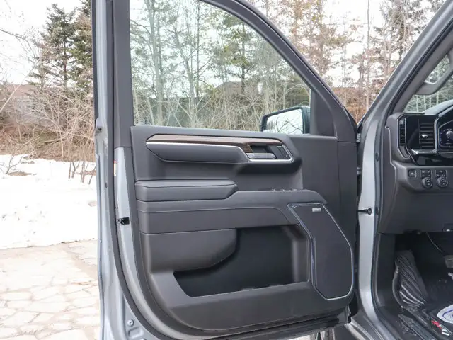 2025 Chevrolet Silverado 1500 LT Trail Boss- Heated Seats - Photo 16