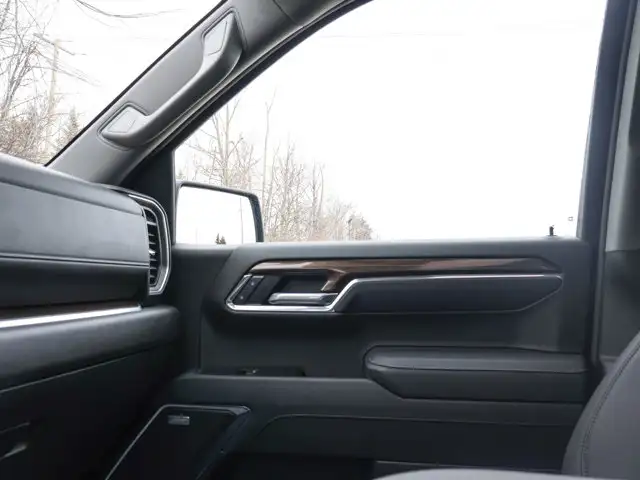 2025 Chevrolet Silverado 1500 LT Trail Boss- Heated Seats - Photo 40