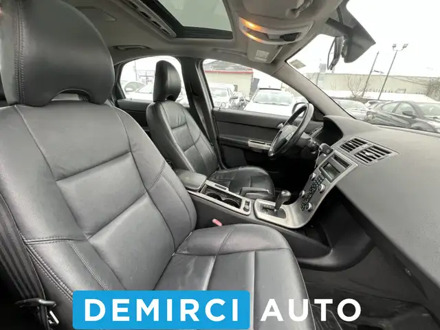 2009 Volvo S40 T5AWDTOIT OUVRANTSIEGES CHAUFFANTSCUIR - Photo 26