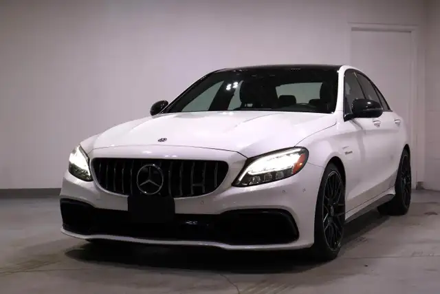 2019 Mercedes-Benz AMG C 63 S | PREMIUM PKG | DEALER SERVICED - Photo 2