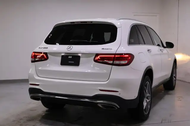 2017 Mercedes-Benz GLC 300 | PREMIUM PKG | SPORT PKG - Photo 6