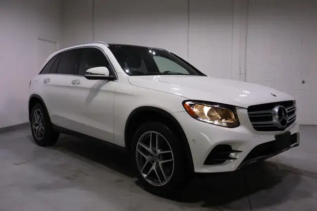 2017 Mercedes-Benz GLC 300 | PREMIUM PKG | SPORT PKG - Photo 8