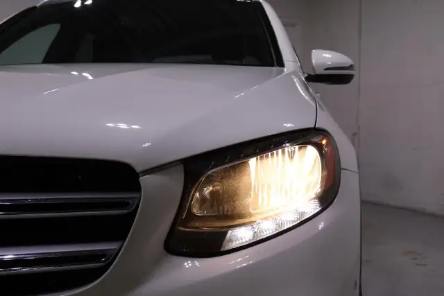 2017 Mercedes-Benz GLC 300 | PREMIUM PKG | SPORT PKG - Photo 10