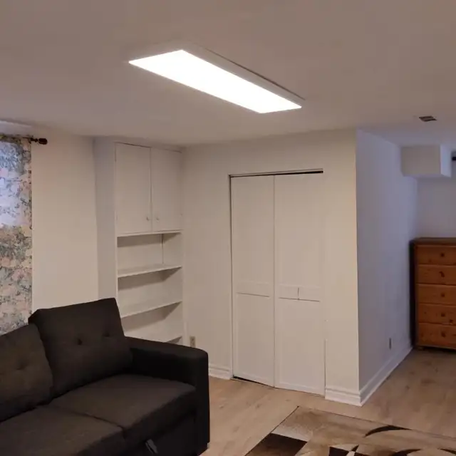 Bachelor basement apartment for rent in North York. - Photo 4