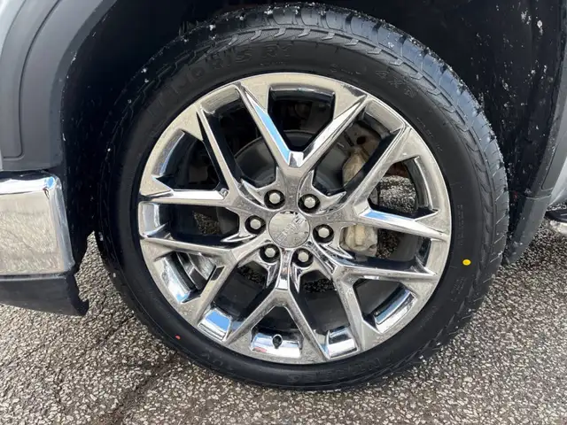 2023 GMC Sierra 1500 SLE inch wheels|Running Boards - Photo 2