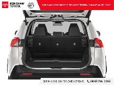 2022 Toyota RAV4 LE - Photo 8