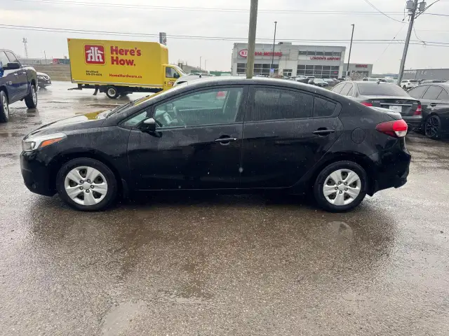 2017 Kia Forte LX, NO ACCIDENTS, FUEL SAVER, CERTIFIED - Photo 2