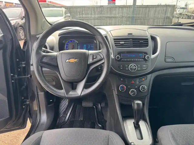 2015 Chevrolet Trax LS, AUTO, 4 CYL, 2 SETS WHEELS, ONLY 153KMS, - Photo 13