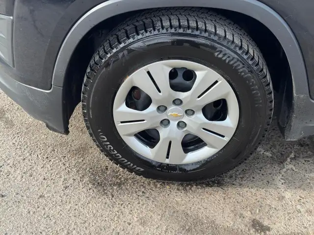2015 Chevrolet Trax LS, AUTO, 4 CYL, 2 SETS WHEELS, ONLY 153KMS, - Photo 15