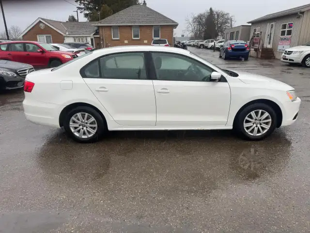 2011 Volkswagen Jetta Comfortline, MANUAL, WELL MAINTAINED, CERT - Photo 6