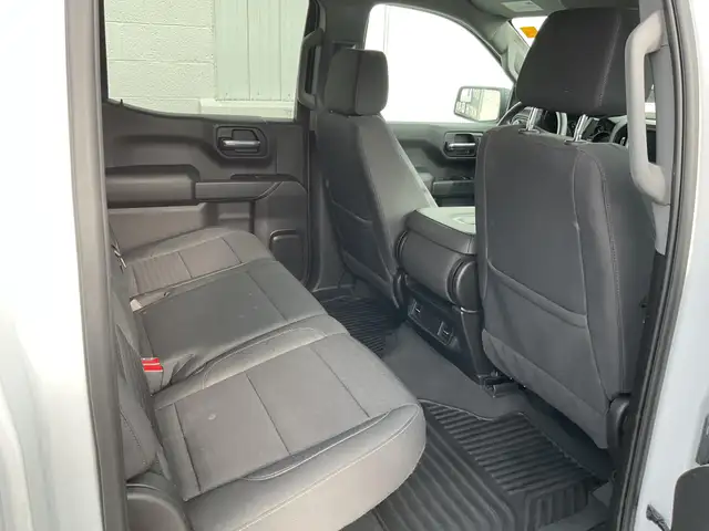 2022 Chevrolet Silverado 1500 Custom - Photo 9
