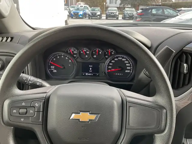 2022 Chevrolet Silverado 1500 Custom - Photo 10